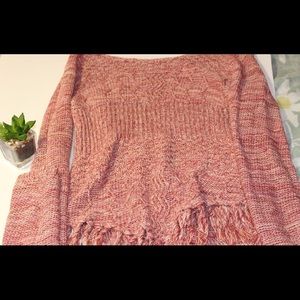 KNIT pale pink sweater